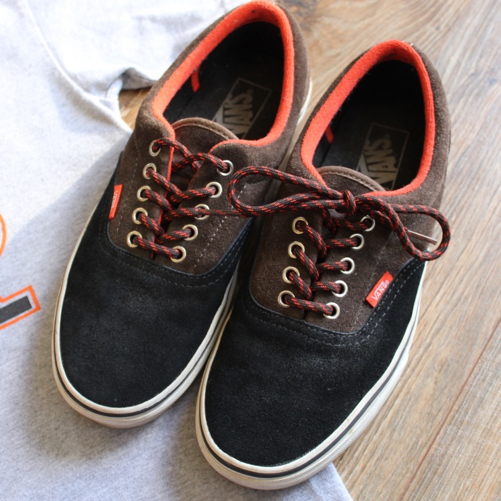 VANS • Low Tops • Suede Brown/Black/ • M9 • W10.5
